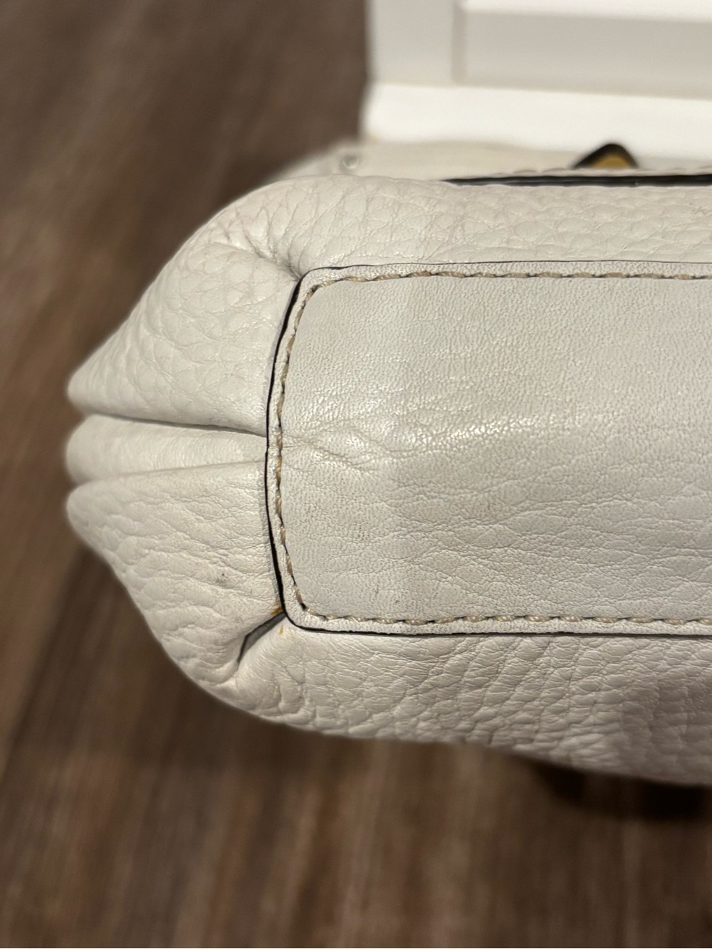 Y2K / Late 2000s Retro white pebbled leather Coach Penelope hobo shoulder bag - Picture 8 of 9